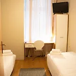 Hostel Relax - Usługi Noclegowe *