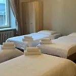 H360 - Dawniej Relax 호스텔 우치