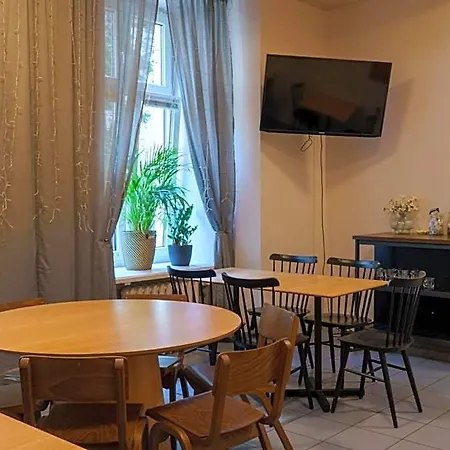 Hostel H360 - Dawniej Hotelik Relax Hostel