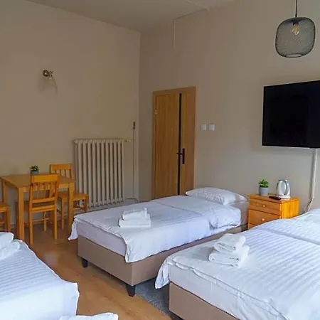 Hostel Hostel H360 - Dawniej Hotelik Relax
