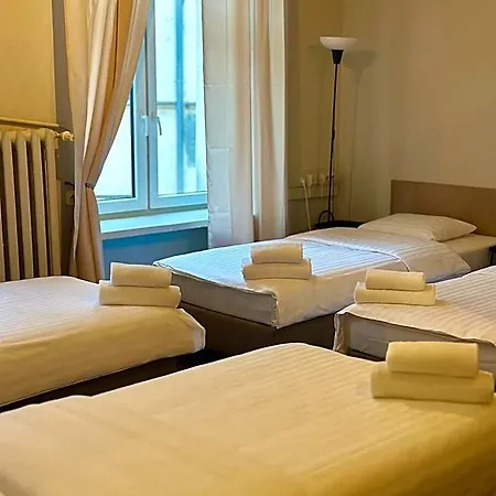 Hostel H360 - Dawniej Hotelik Relax Hostel Lodz