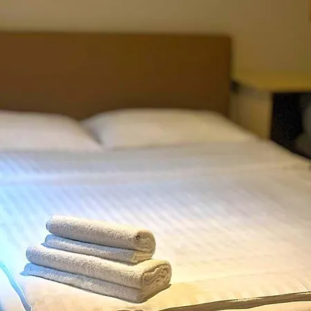 Hostel Hostel H360 - Dawniej Hotelik Relax