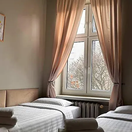 Hostel H360 - Dawniej Hotelik Relax Hostel