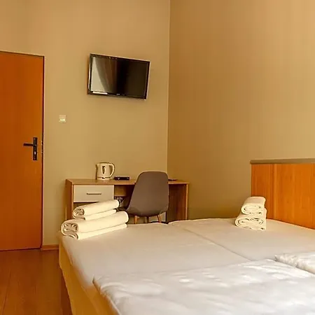 Hostel Hostel H360 - Dawniej Hotelik Relax *
